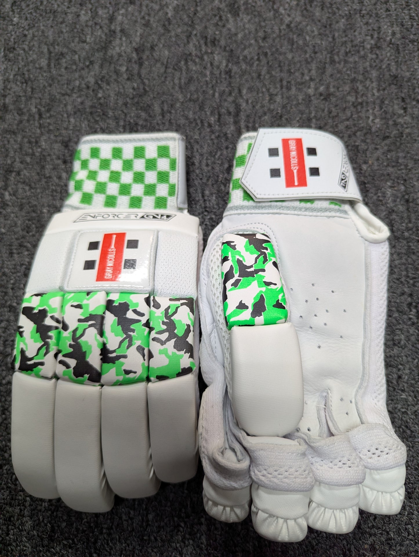 Gray Nicolls GN4 Enforcer Batting Gloves