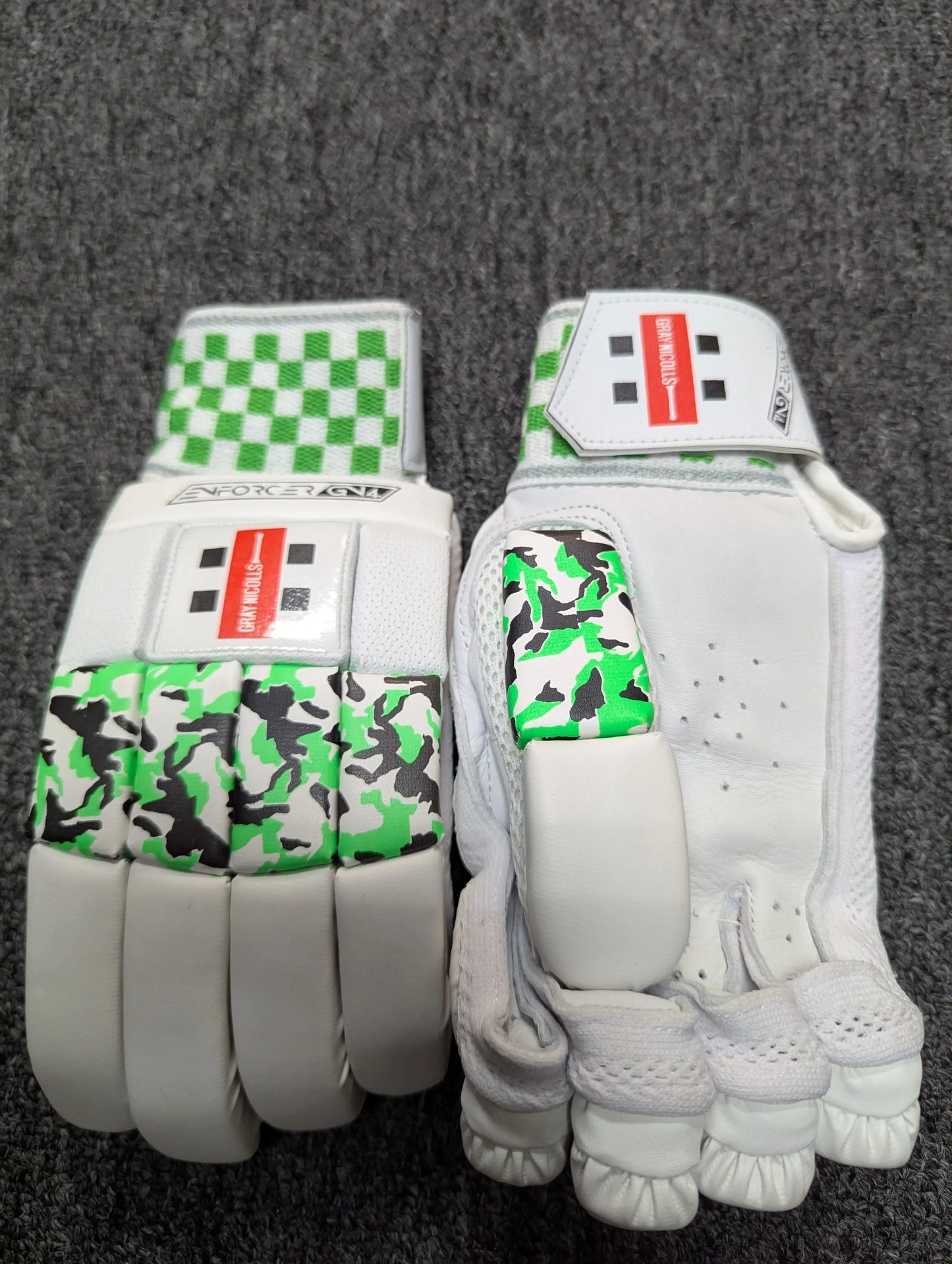 Gray Nicolls GN4 Enforcer Batting Gloves Gray Nicolls