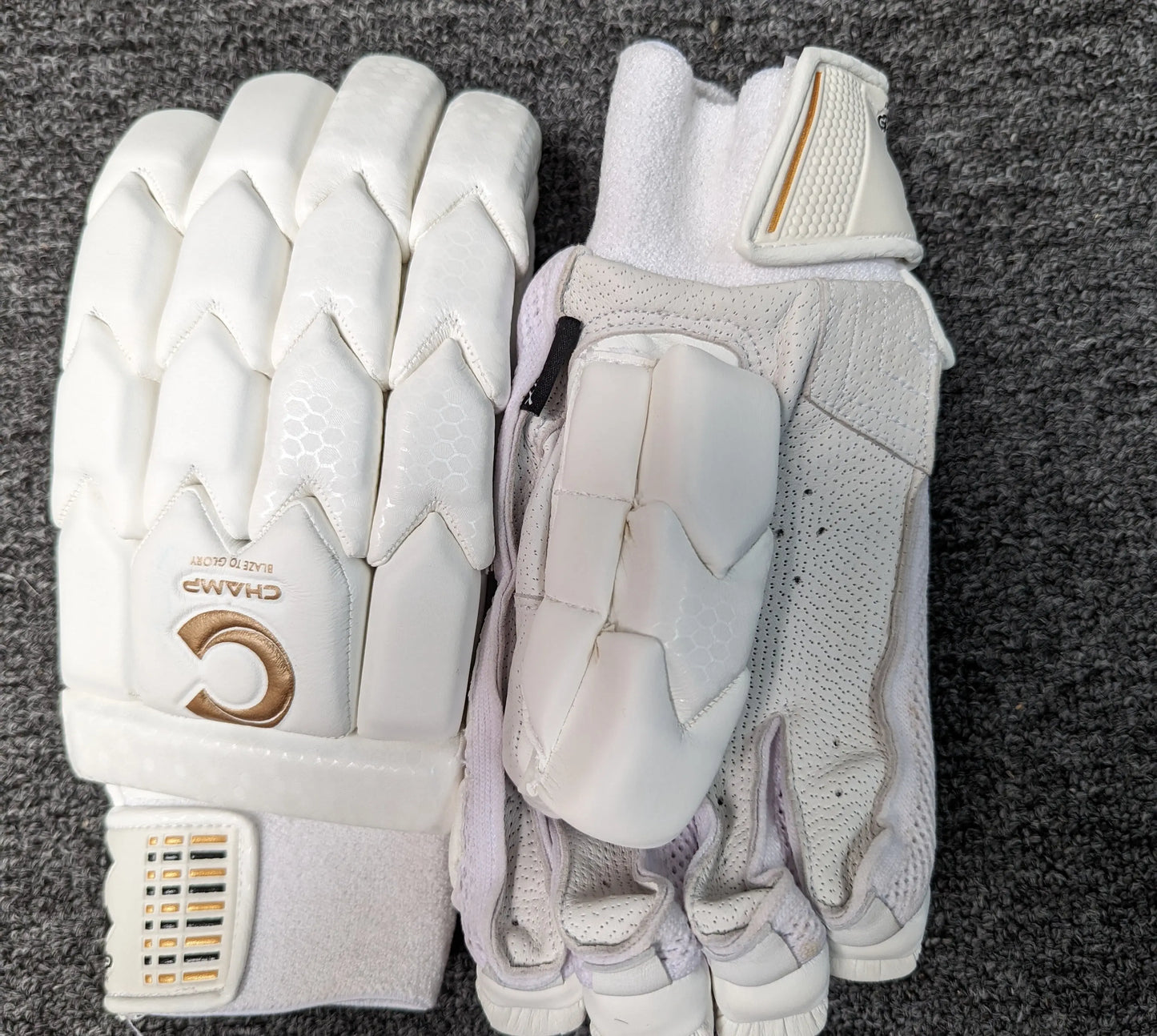 Champ Exclusive Batting Gloves (Pittard) Champ
