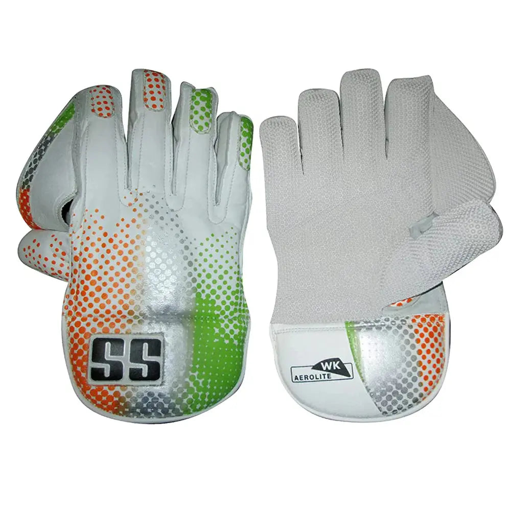 SS Aerolite Wicket Keeping Gloves SS