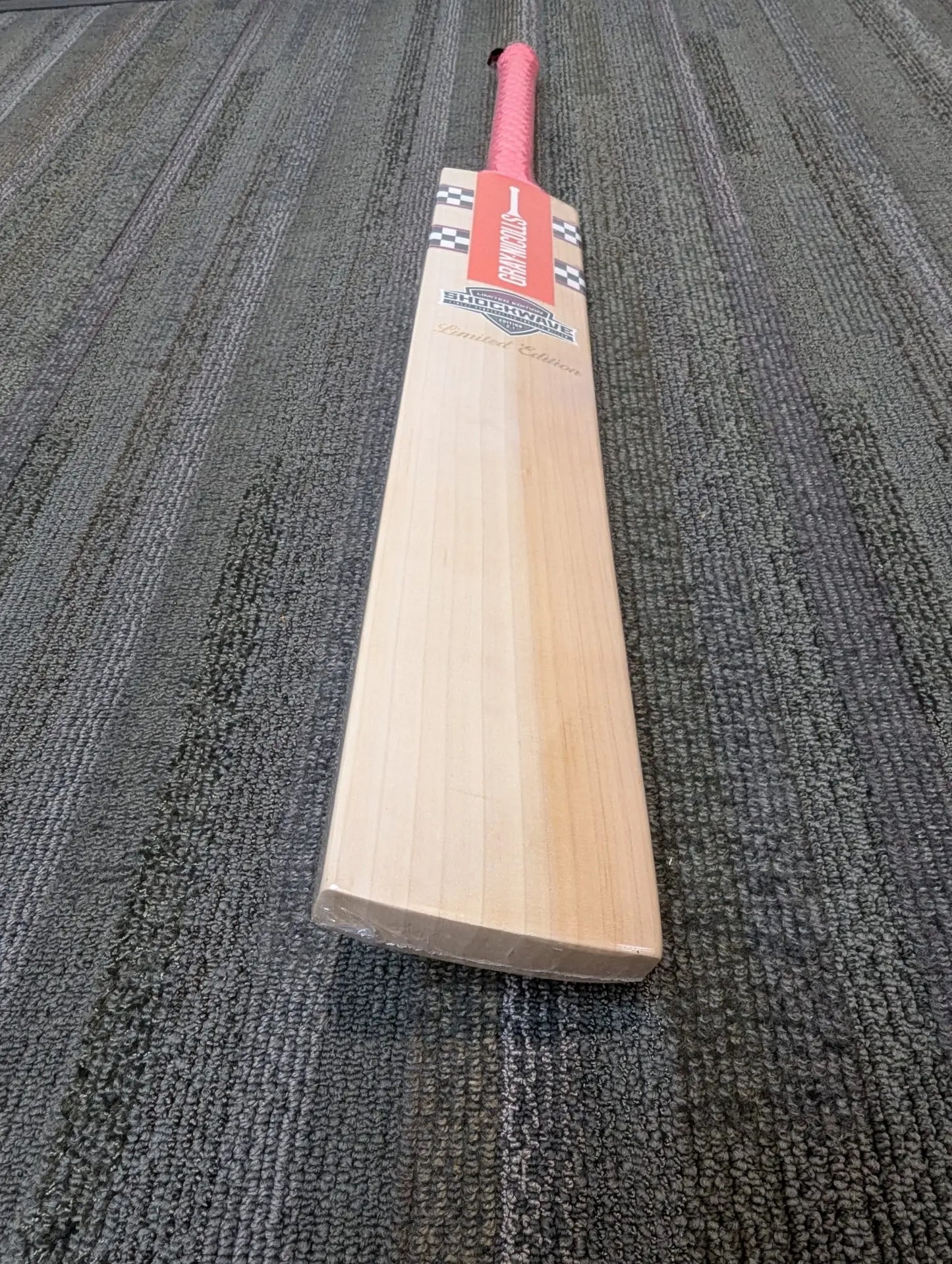 Gray Nicolls Shockwave Limited Edition 2.1 Gray Nicolls