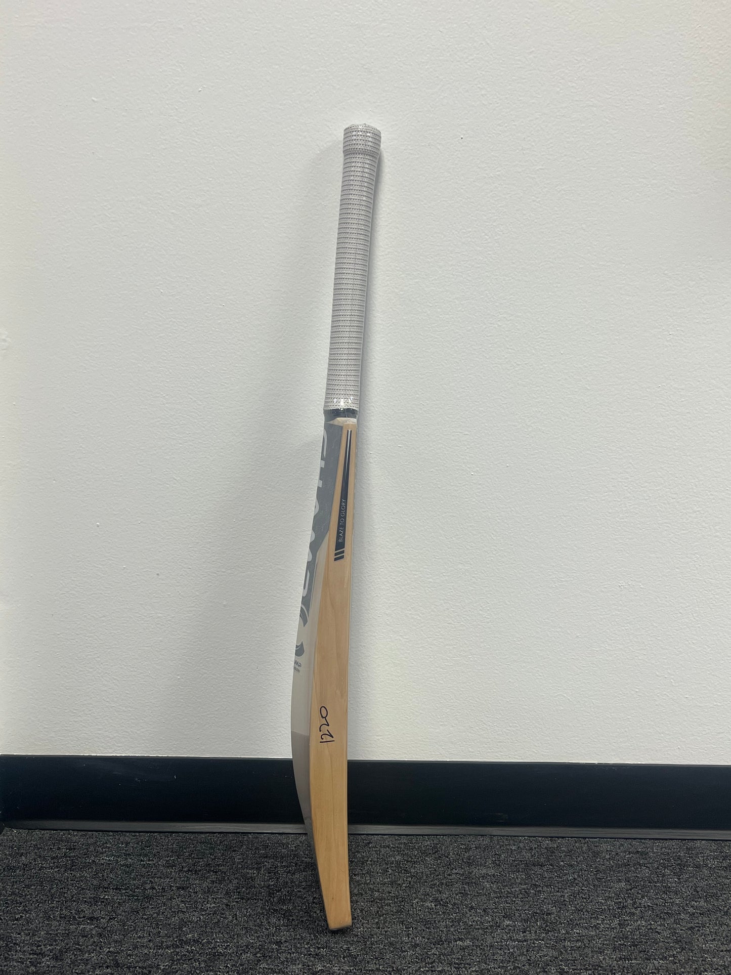 Champ Reserve English Willow Cricket Bat