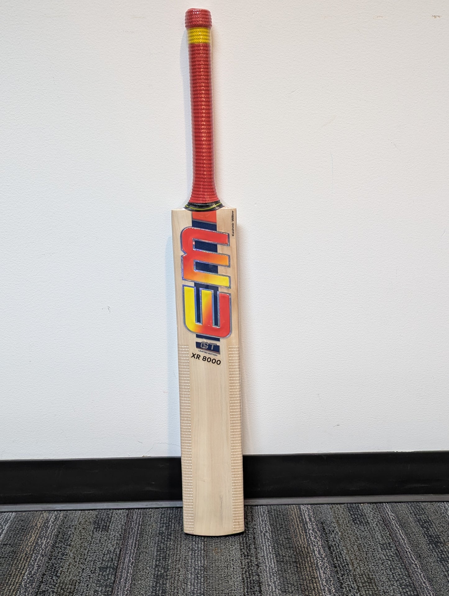 EM GT Limited Edition XR 8000 Kashmir Willow Cricket Bat