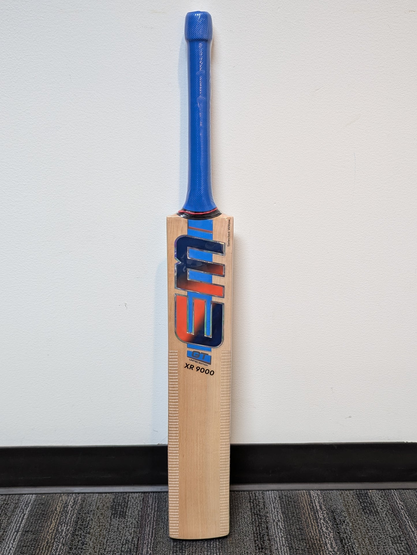 EM GT Limited Edition XR 9000 Selected Willow Cricket Bat