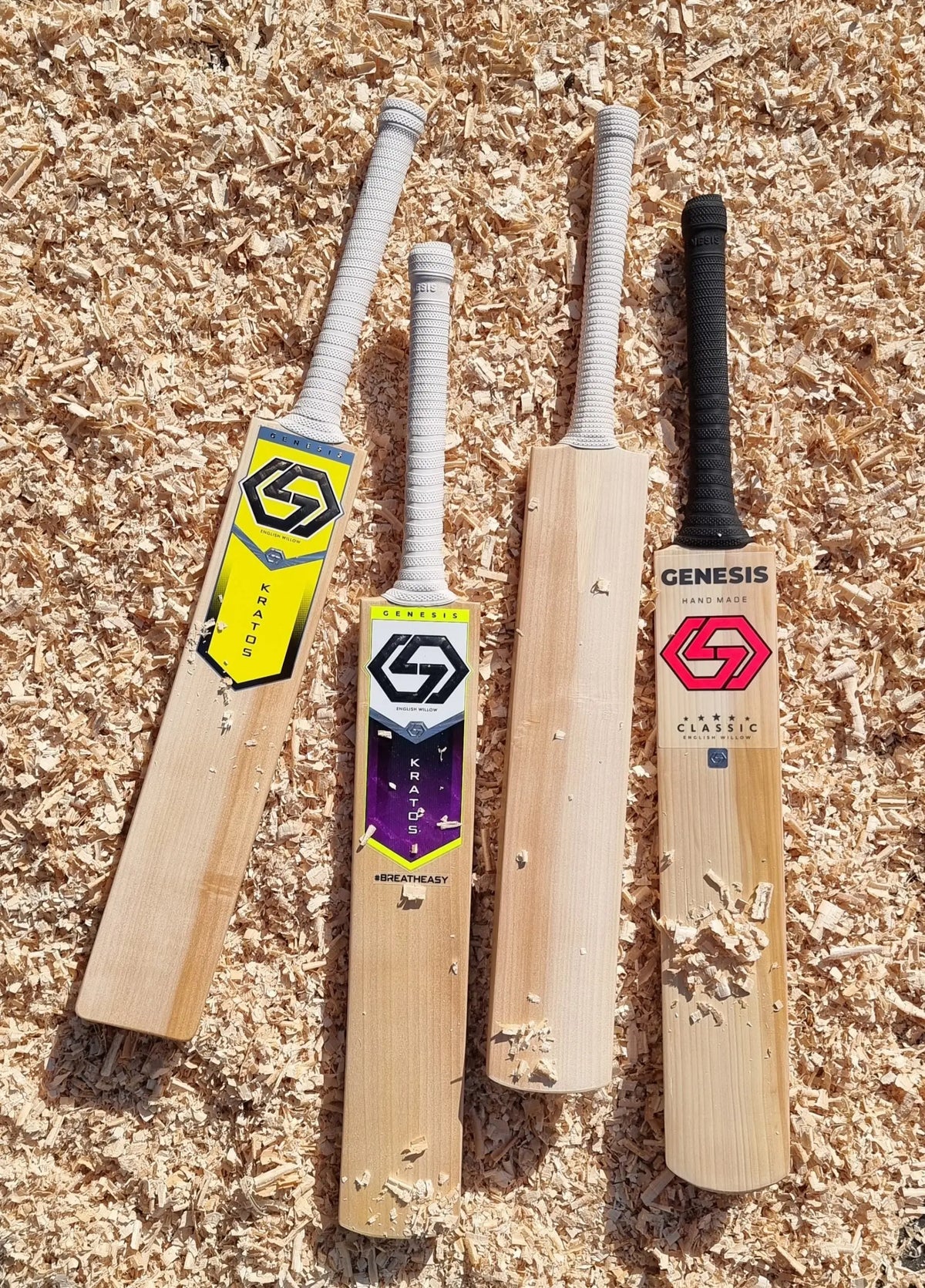 GENESIS GRADE 3 Cricket Bat (English Willow) GENESIS