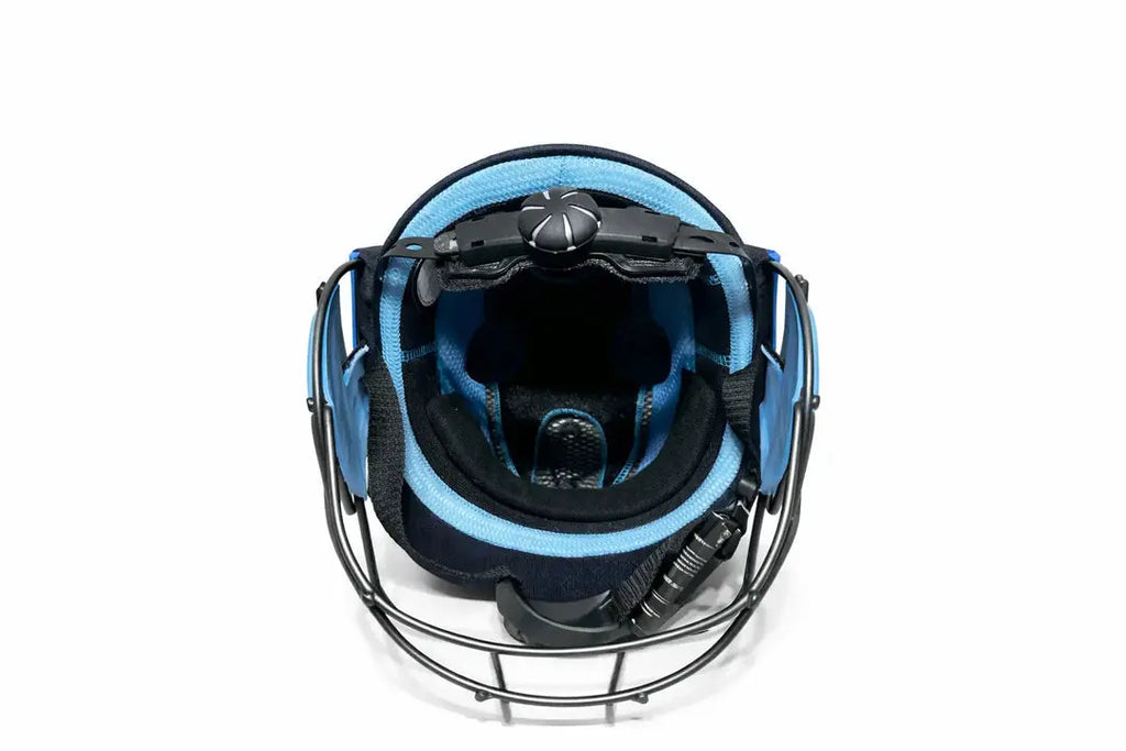 Yonker Middle Order Cricket Helmet Shrey