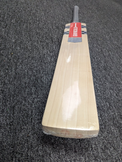 Gray Nicolls Predator Beast