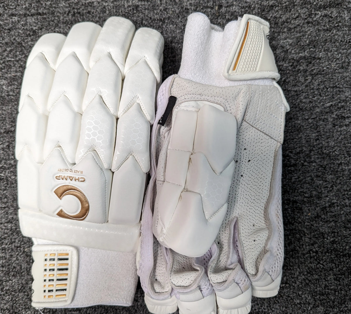 Champ Exclusive Batting Gloves (Pittard) Champ