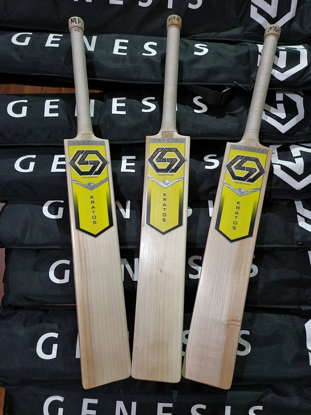 GENESIS GRADE 1+ Cricket Bat (English Willow) GENESIS
