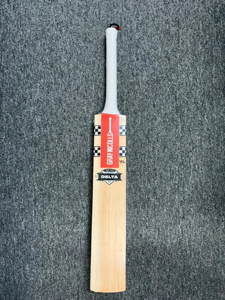 Gray Nicolls Delta GEN 4.0 Cricket Bat Gray Nicolls