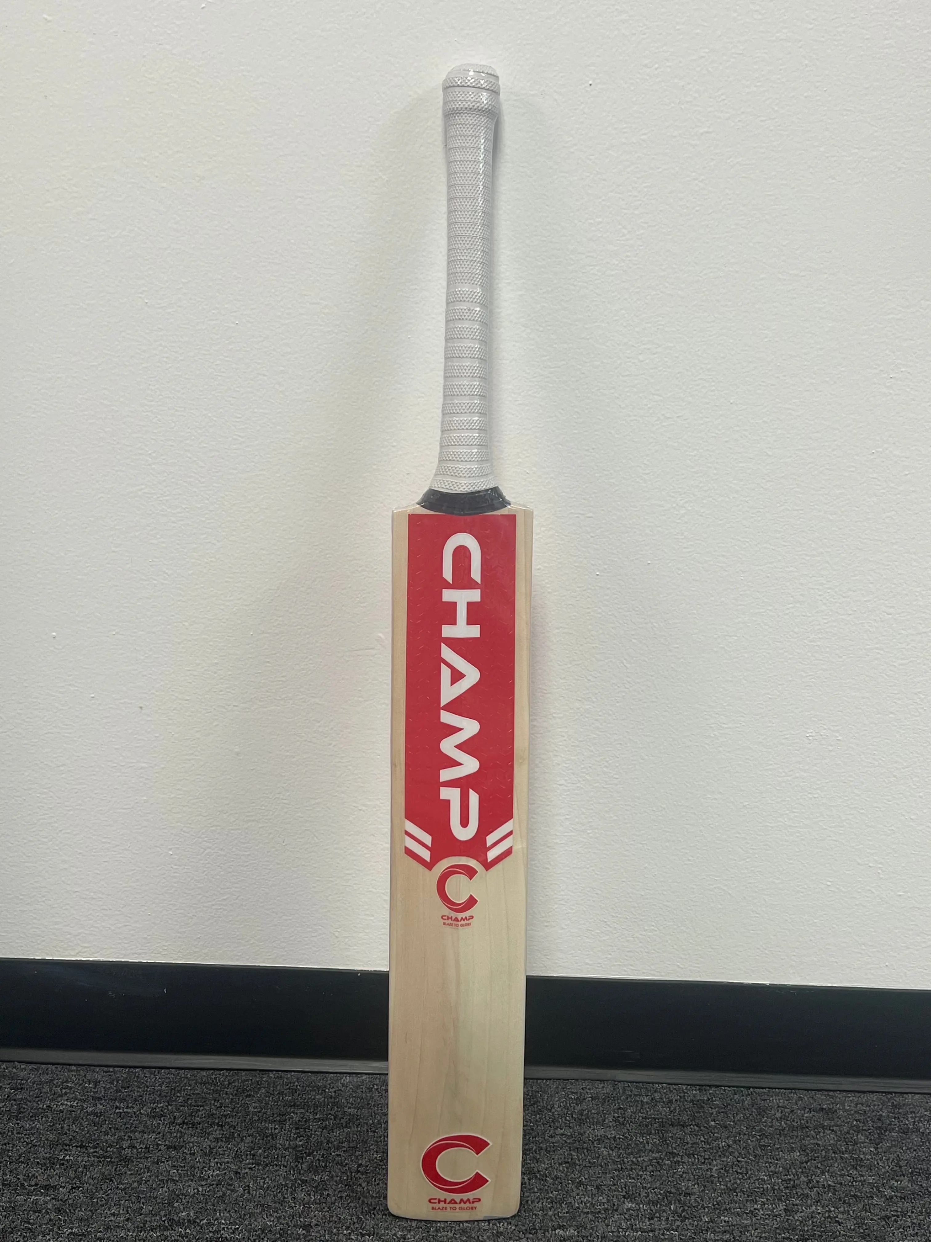 Champ Signature English Willow Cricket Bat Champ